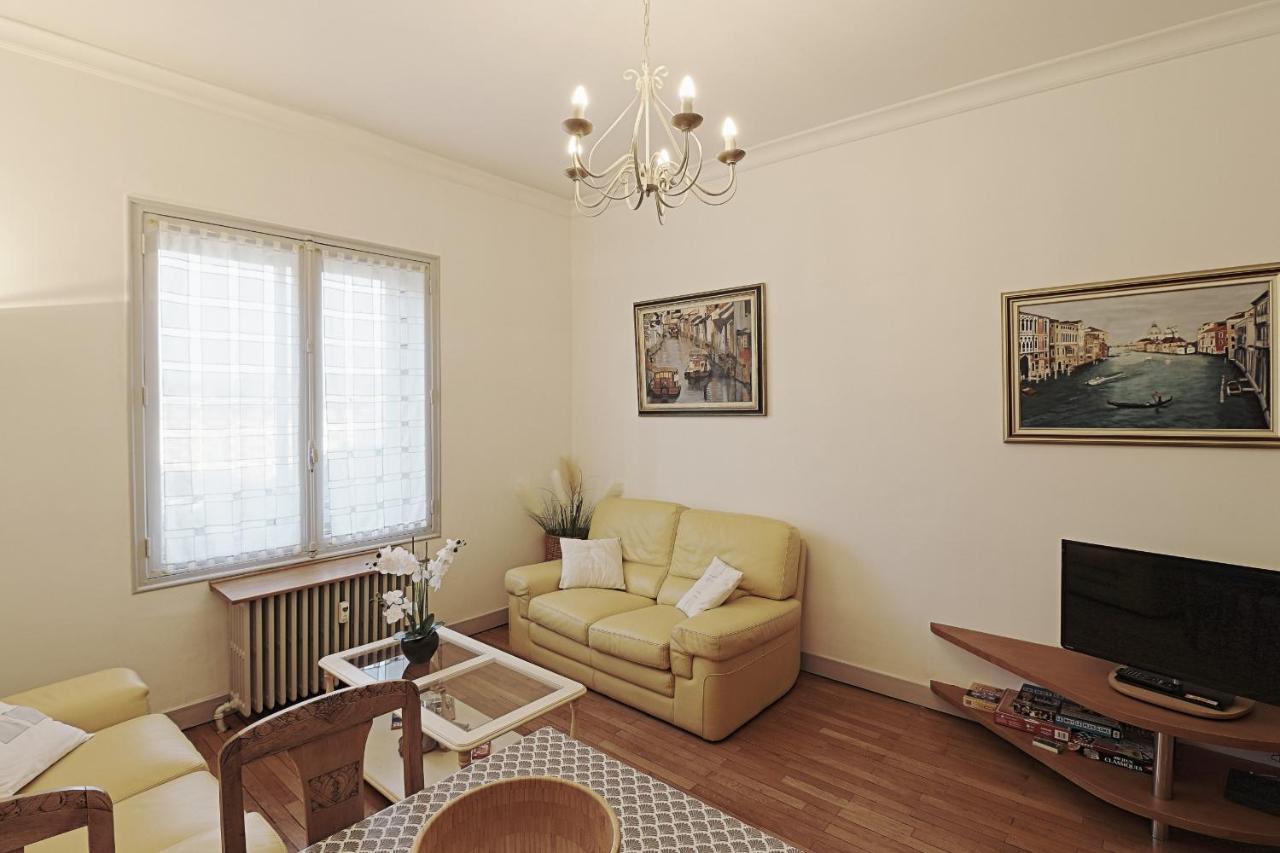 Le Family Lodge 2 Chambres 4 Personnes Classe 3 Etoiles 阿讷西 外观 照片
